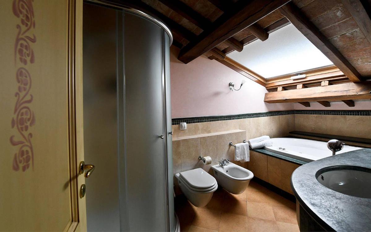 Gasthaus Molino Del Duca Cesi Terni Exterior foto